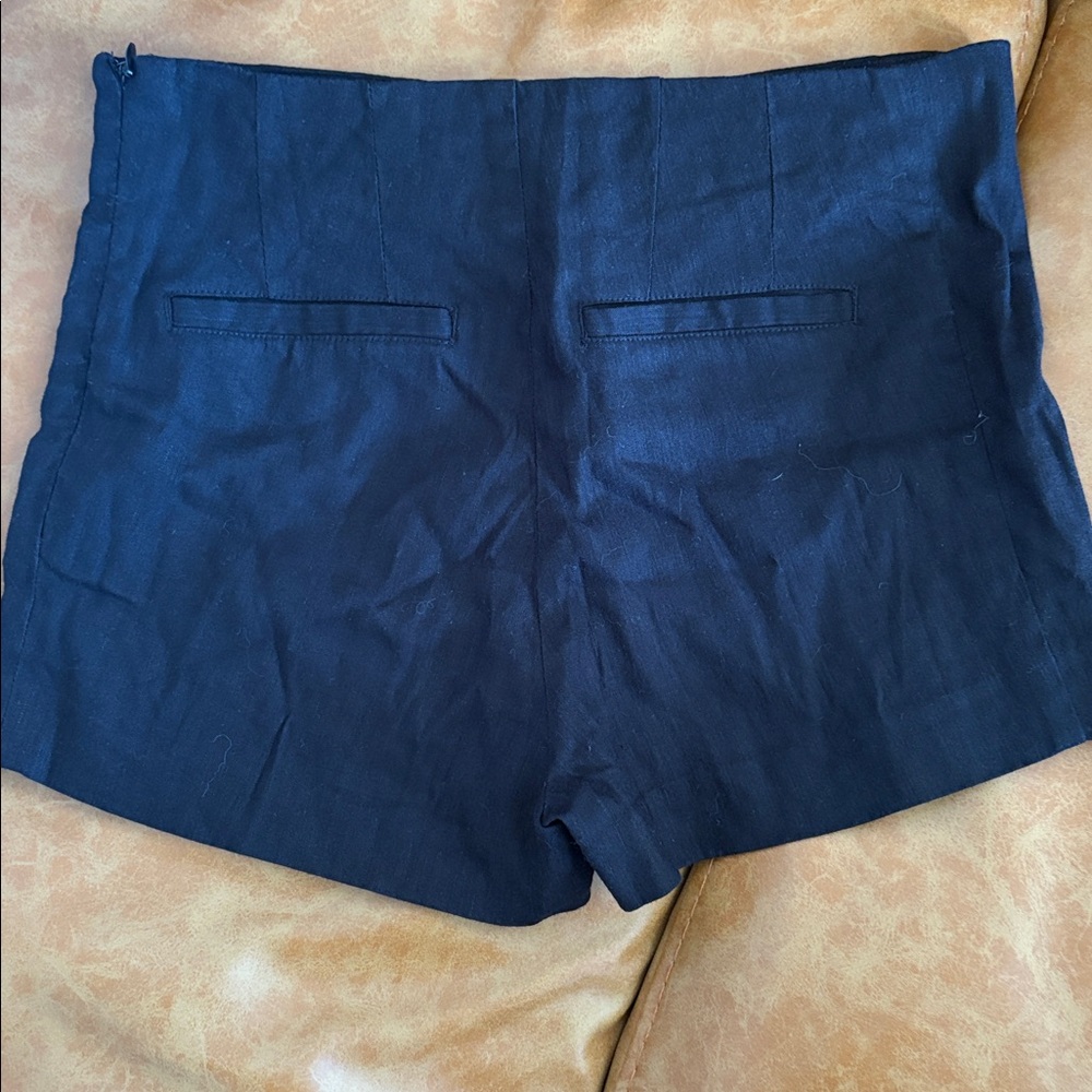W118 by Walter Baker High Waist Black Shorts - Linen Blend - Size 2 - Picture 4 of 5